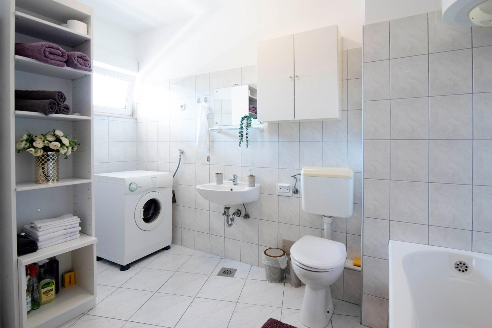 Apartman Karla Sinj Eksteriør billede