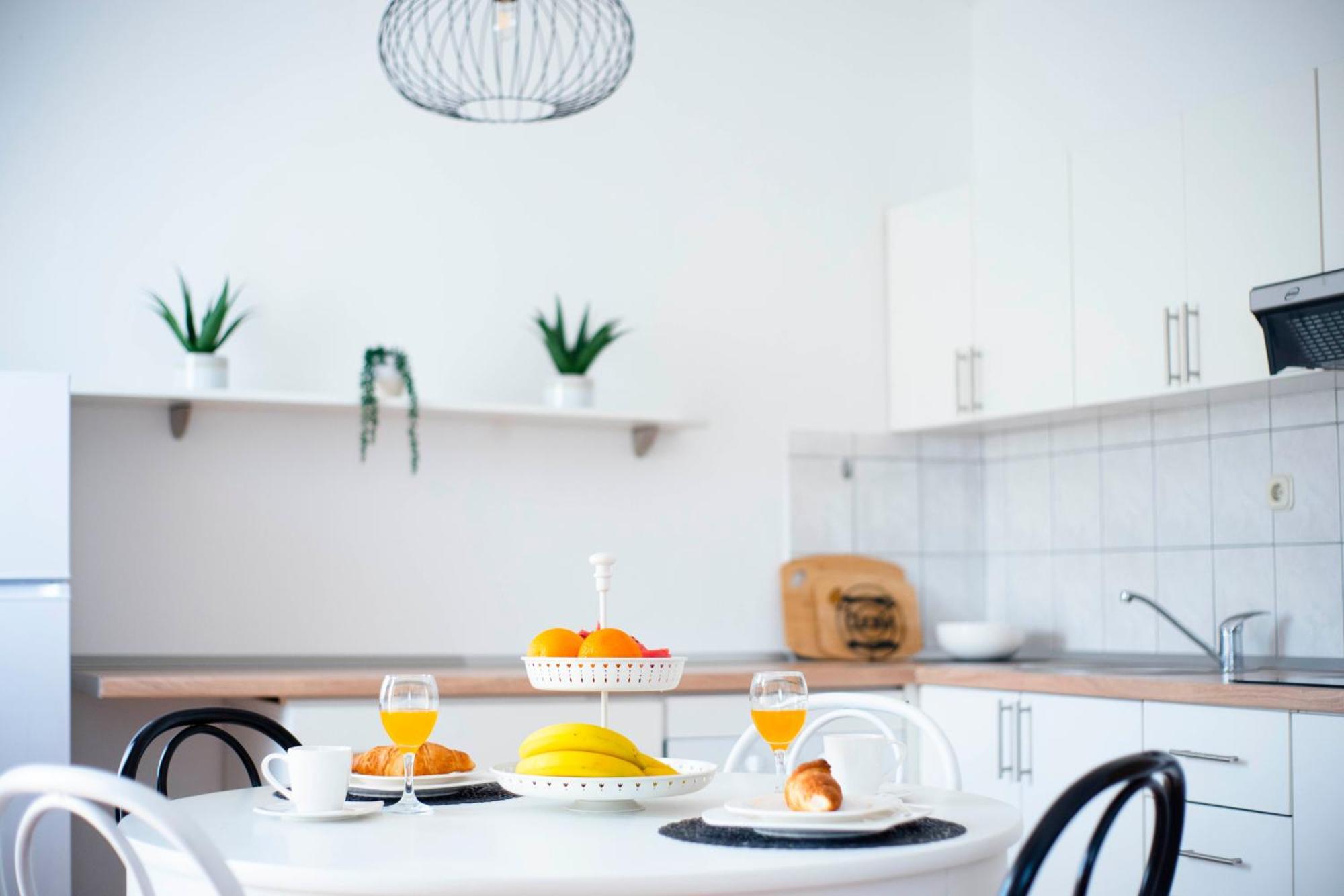 Apartman Karla Sinj Eksteriør billede