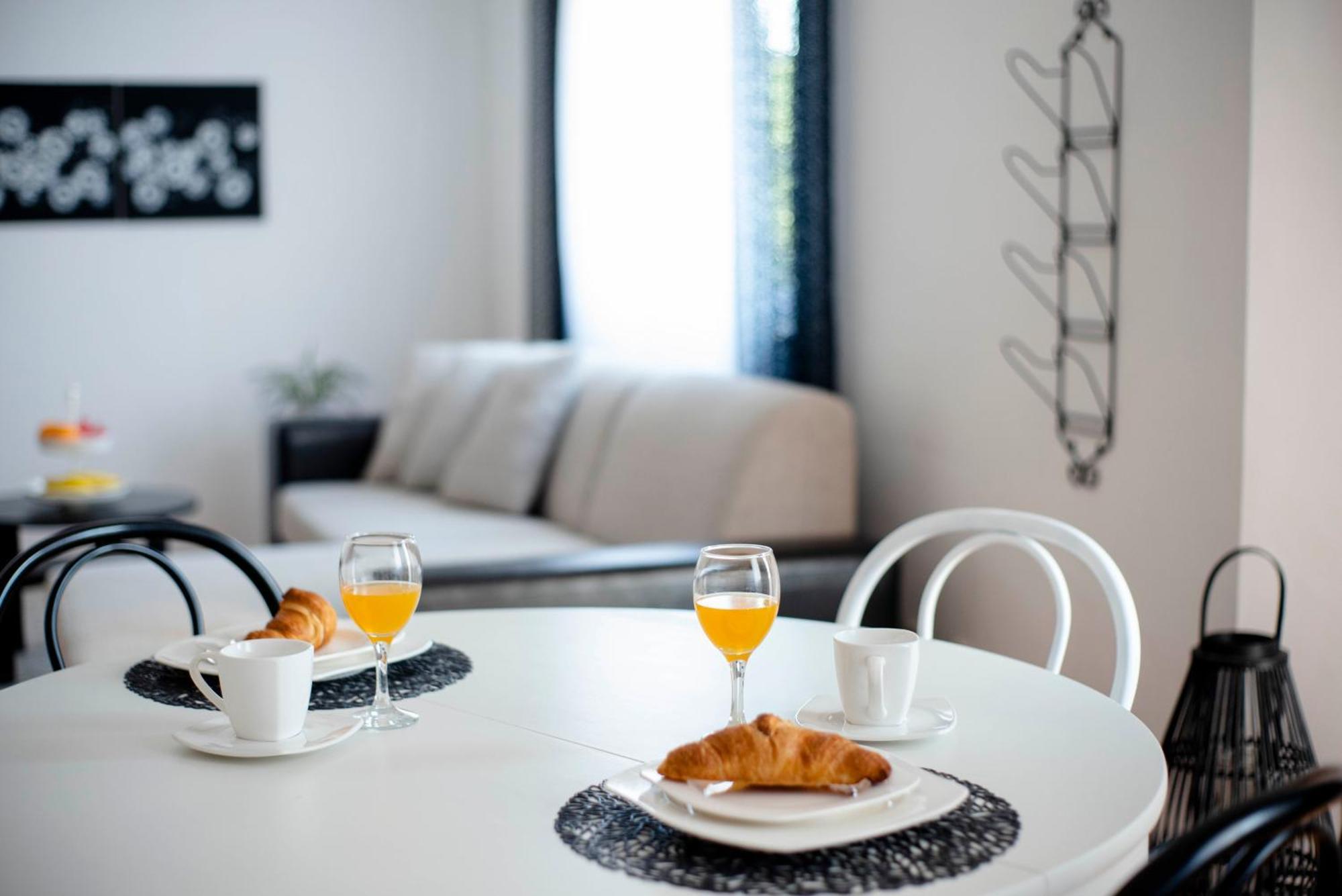Apartman Karla Sinj Eksteriør billede