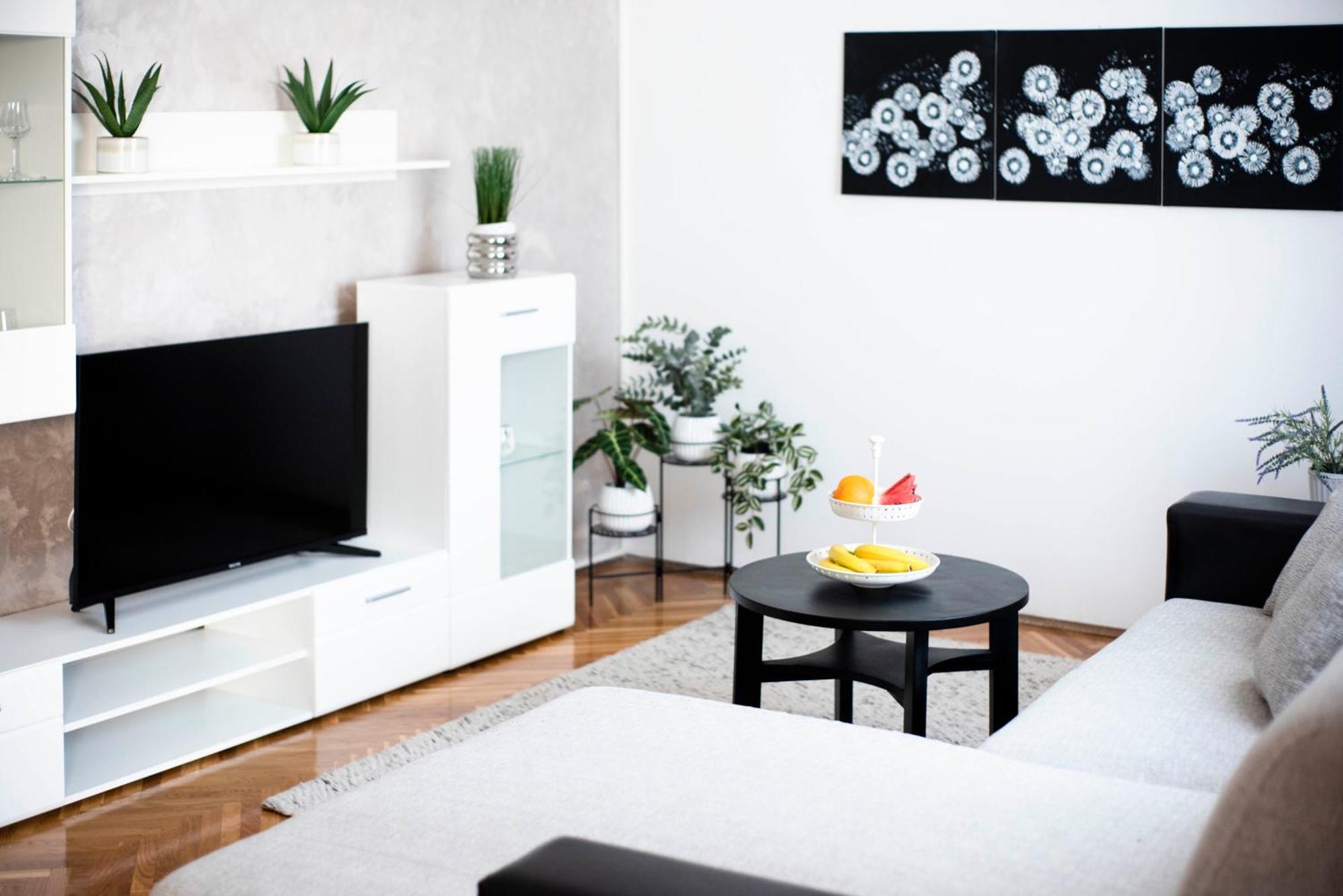 Apartman Karla Sinj Eksteriør billede