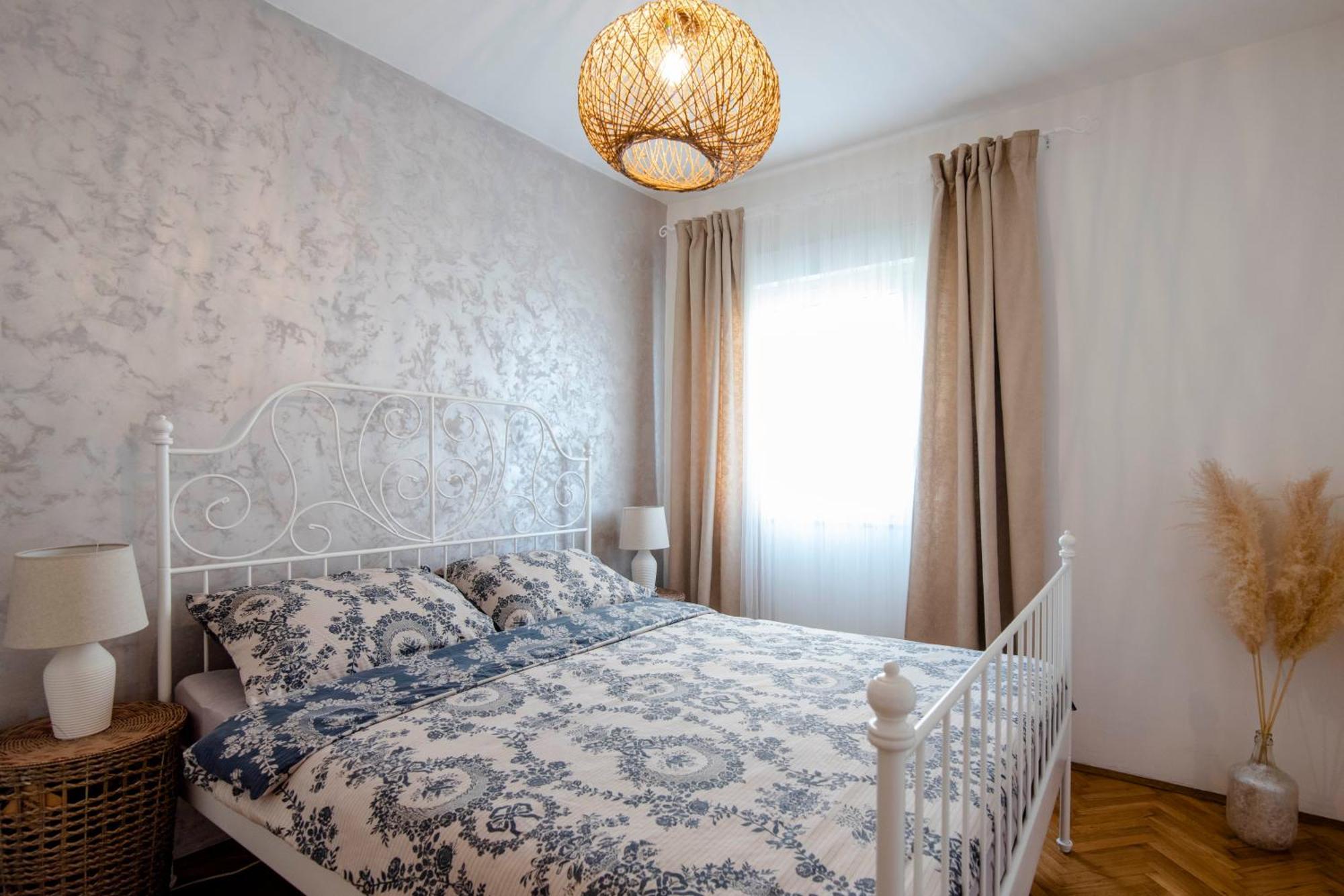 Apartman Karla Sinj Eksteriør billede